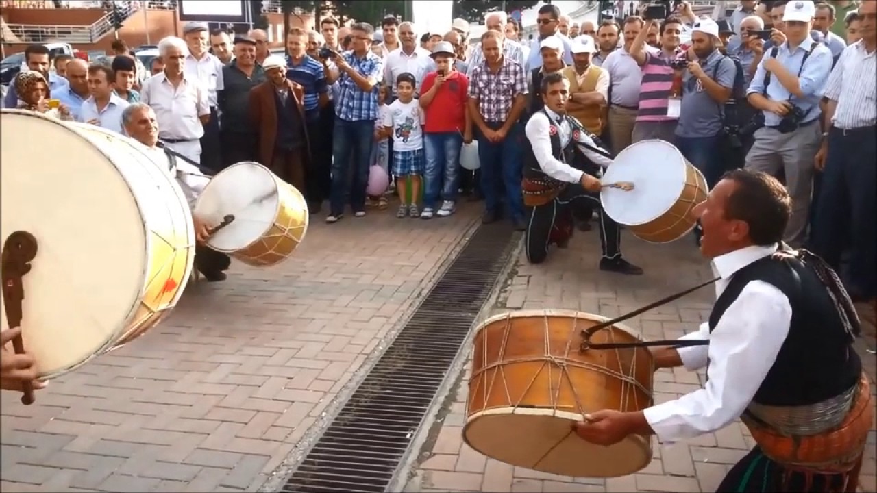 Sokak Eğlenceleri İçin Mobil Davul Zurna